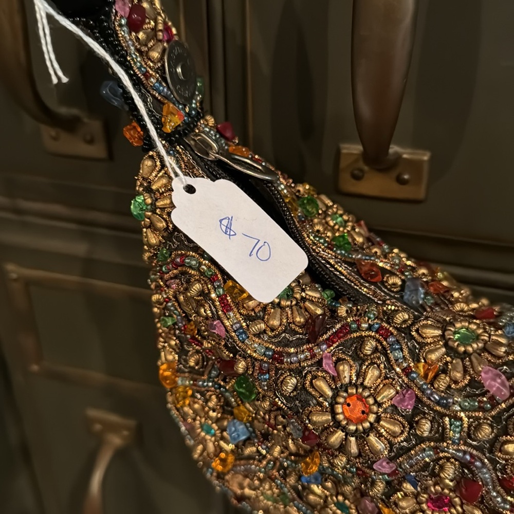 Bamboo Trading Co Taj Mahal Beaded Bag - Picture 4 of 5
